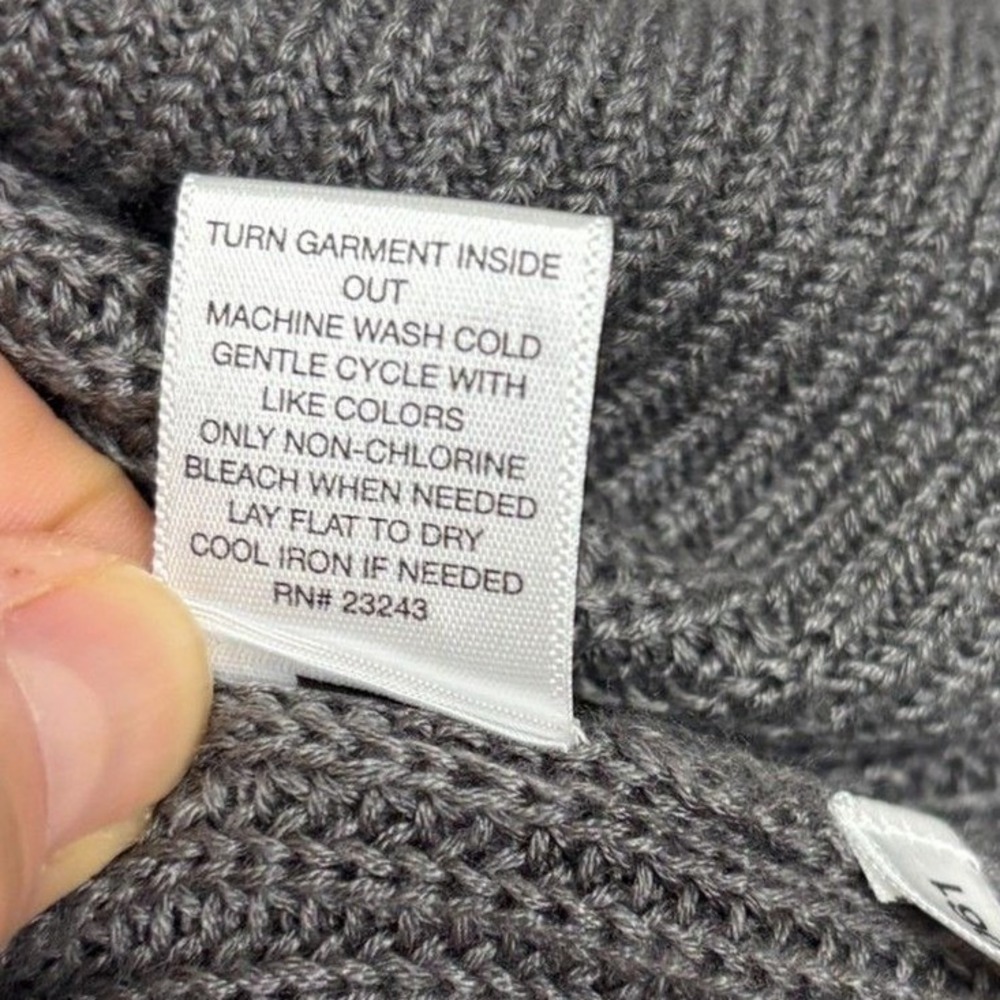 NY & Co Soho Jeans Sweater Gray Off Shoulder Cable Knit Boho Minimalist Casual M - Picture 8 of 10